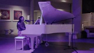 Alicia Keys - Fallin' : Scarlett de la Torre's piano bar at LUX* Belle Mare