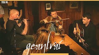 Brian Duke, Dara Bracken \u0026 Tim Murray - Cian | Tigh Uí Riain, Cill Chainnigh | Geantraí 2003 | TG4