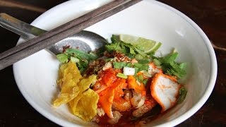 ร้านก๋วยเตี๋ยวสุโขทัยสุดอร่อย ร้านไม้กลางกรุง อ.เมืองสุโขทัย ไปแล้วต้องชิม