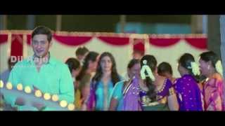 Mahesh, Samantha Romantic Scene from SVSC | Mahesh Babu, Venkatesh, Samantha, Anjali