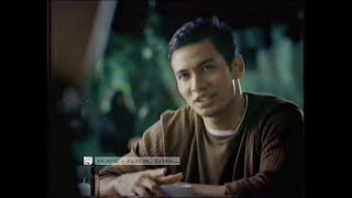 Iklan Sunsilk - Taman (2001) ada penampakan?