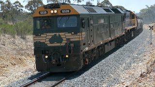 G539 and XR554 on 9150 loaded Birchip grain at Dunolly- 29/11/16