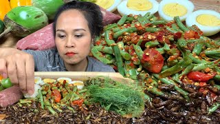 กินตำถั่วเผ็ดๆ ไข่ต้มแมงสะดิ้ง แซ่บแบบบ้านๆ|Eating Spicy Long Bean Salad/Sticky Rice MUKBANG|1/24/21