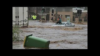 APOCALYPSE in AUSTRIA! Salzburg destroyed! Flood washed away houses, cars and people