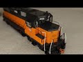 review scaletrains rivet counter gp40 milwaukee road 2032 w loksound v5 dcc u0026 sound ho scale