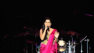 Araluthiru - Shreya Ghoshal LIVE in San Jose 2015
