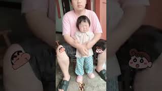 江哥又欺负妹崽啦哈哈～@瑶一瑶小肉包 瑶一瑶小肉包 人类幼崽 蜡笔小新脸