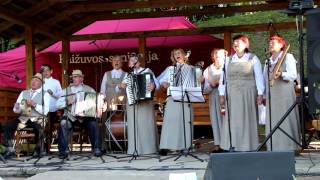 LAIŽUVOJE ,,ONINIŲ POLKA'' - Liaudiškos muzikos kapela,,Pas moni''