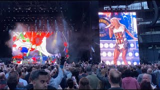 Guns N' Roses - Sweet Child O Mine, ft. Carrie Underwood [4K], Live in London 2022