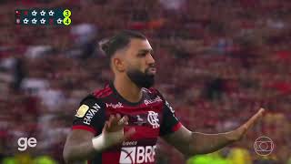 Gabigol chama a torcida do Flamengo e incendeia o Maracanã após cobrar pênalti contra o Corinthians