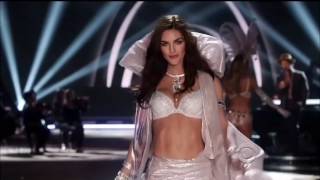 Hilary Rhoda Victorias Secret Runway Walk Compilation 2012-2013 HD.mp4