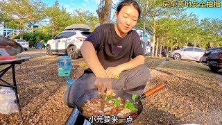 床车自驾海南过暖冬，博鳌天气太热免费绝佳露营地做锅花甲粉丝煲