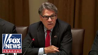 Rick Perry announces plans to resign as energy secretary