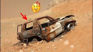 Mars perseverance rover capture An old car that is damaged because of its color