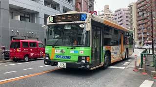 いすゞエルガ都営バスT-A602(早稲田)上58本駒込四丁目・千石二丁目経由早稲田行き千駄木二丁目11時28分信号発車