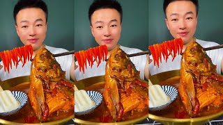 Chinese Mukbang Food | The fish head is big and the spicy millet skewers are so