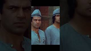 Aadhe Idhar Jao Aadhe Udhar Jao BaakiMere Piche Aao | Sholay Movie Ki lotpot karne wali comedy