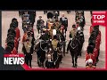 Queen Elizabeth's coffin arrives at Buckingham Palace