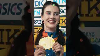 Ukraine's 21-year-old Yaroslava Mahuchikh shows her high jump gold at World Athletics Championships