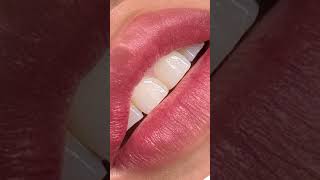 Gradient lips #koreanbeauty #shortsfeed #makeup #lipstickhacks #shots #tiktok