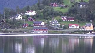 挪威的哈丹格峽灣(Hardagerfjord)180824