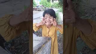 Ngakak !! Ini Reaksi ante abet ketika di bilang ada cabe di gigi nya #lucu #funny #viral #trending