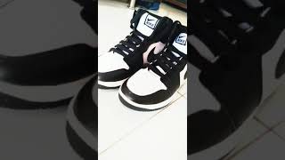 sepatu jordan kok merah hitam dong asli pula