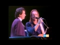 Sting con Peter Gabriel - Ellas danzan solas