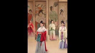 “一年十二月，各有司花神。”萬茜12花神造型太美了！#快看美麗中國年 #中國紅紅西鳳