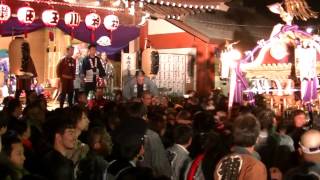 平成26年　世田谷区・瀬田玉川神社　【騒動】宮神輿着輿＝神楽殿前