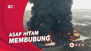 Penampakan Api Berkobar di Kawasan Kilang Minyak Pertamina Indramayu!