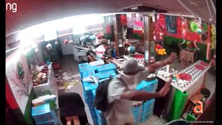 Captado en Cámara: dueño de un restaurante en Miami impide robo y enfrenta al ladrón