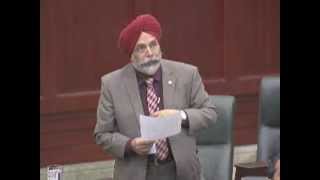 2013-04-10 Darshan Kang introduces guests for Vaisakhi