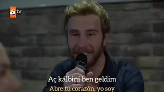 Huerfanas: Toprak y Feride cantan Aşktan ne haber -Letra en Español-