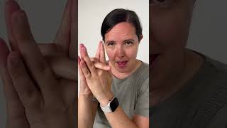 can you do it?! The finger trick👇