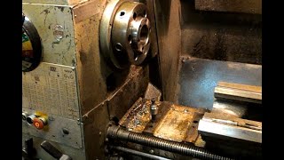 Mind the Gap! - Removing the gap piece from a Colchester Triumph 2000 lathe.