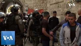 Israeli Security Forces, Palestinians Clash Near Jerusalem’s Al-Aqsa Mosque