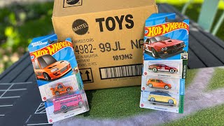 Lamley Unboxing: Hot Wheels 2023 L Case