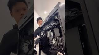 Ultimate Gaming PC Build in One Min