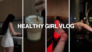 healthy girl vlog: barrys bootcamp, 30m leg day, sauna, ice bath, pilates, running, living in dubai