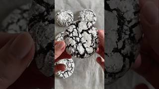 Chocolate Crinkle Cookies