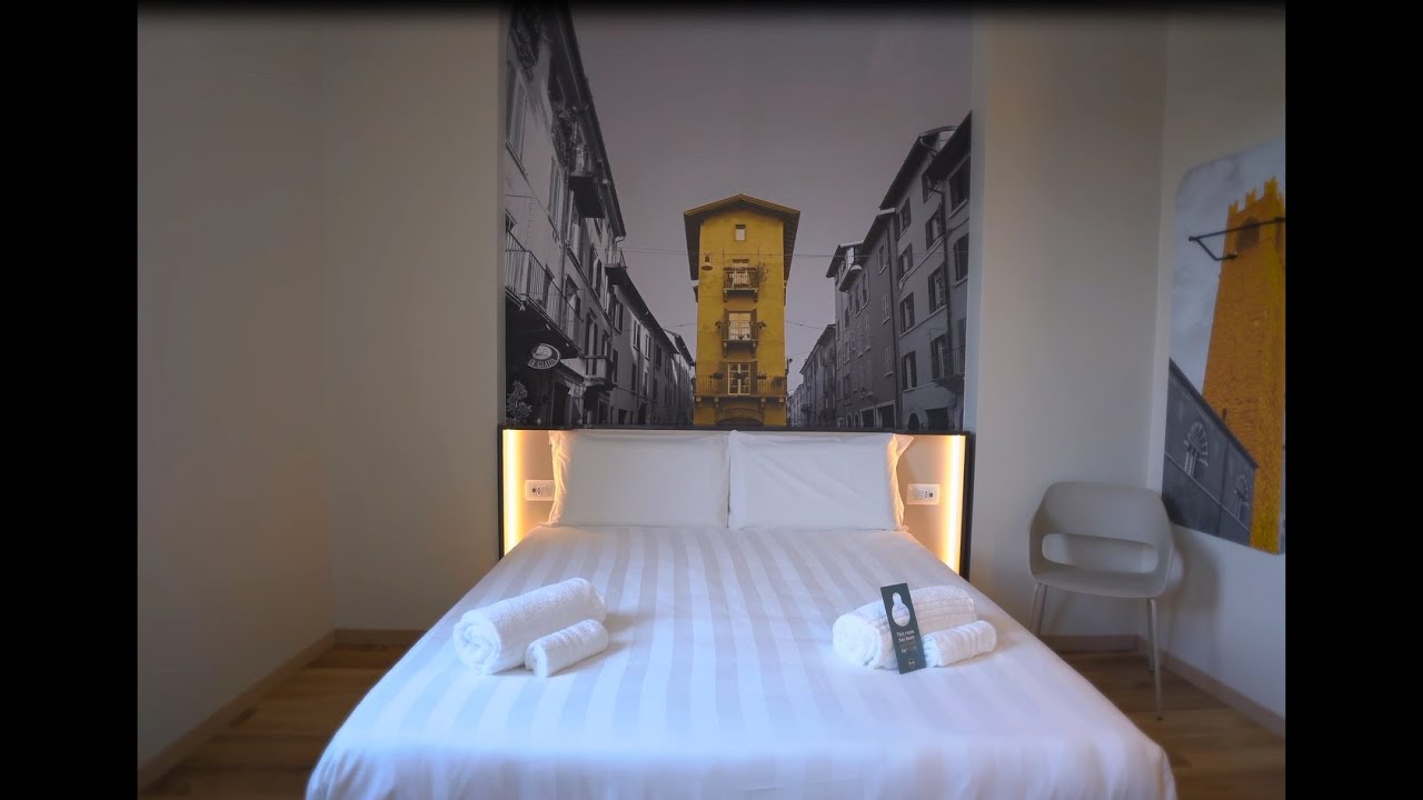 B&B Hotel Brescia - YouTube