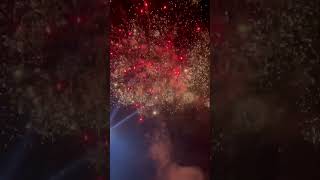 中国人过年有多热闹？烟花太绚烂了！#china #festival #fireworks