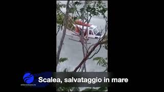 Scalea, operazione  salvataggio ragazze in mare