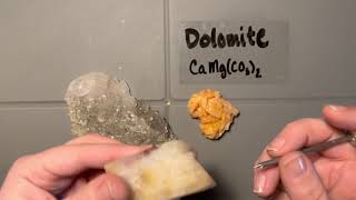 Minerals : Carbonates - Dolomite