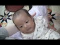 新生児 笑顔の後うんちをきばる顔がかわいい おもしろ映像 生後１ヶ月の赤ちゃん newborn baby be pissed off　laugh after that