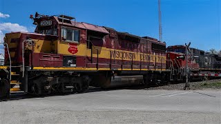 Wisconsin Central 2001! | Chasing WC 2001 on the CN Bala Sub,CN 2272,CN 2652,WC 2001,CN 8006 | CN318