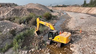 Ejército del Perú realizan trabajos de descolmatación en el río Chillón