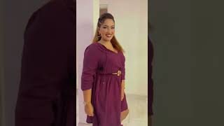 කොහොමද පියුමි අක්කගෙ ලස්සන | Piyumi Botheju😍😘😍 #shorts #trending #viral #tiktok