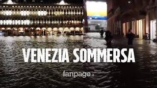 Maltempo a Venezia, la città è sommersa dall'acqua: morte 2 persone. E oggi nuova piena record